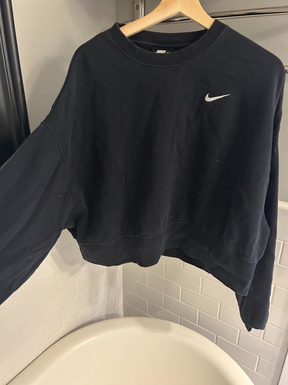 Nike Cropped Crew Neck (Size S)